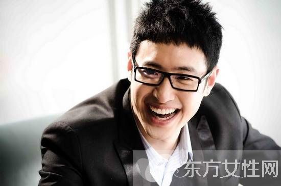 潘玮柏身高多少 潘玮珀带儿子现身引关注