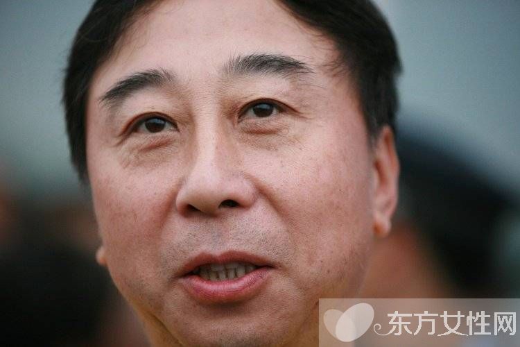 冯巩有几个徒弟 冯巩白凯南师徒首合作