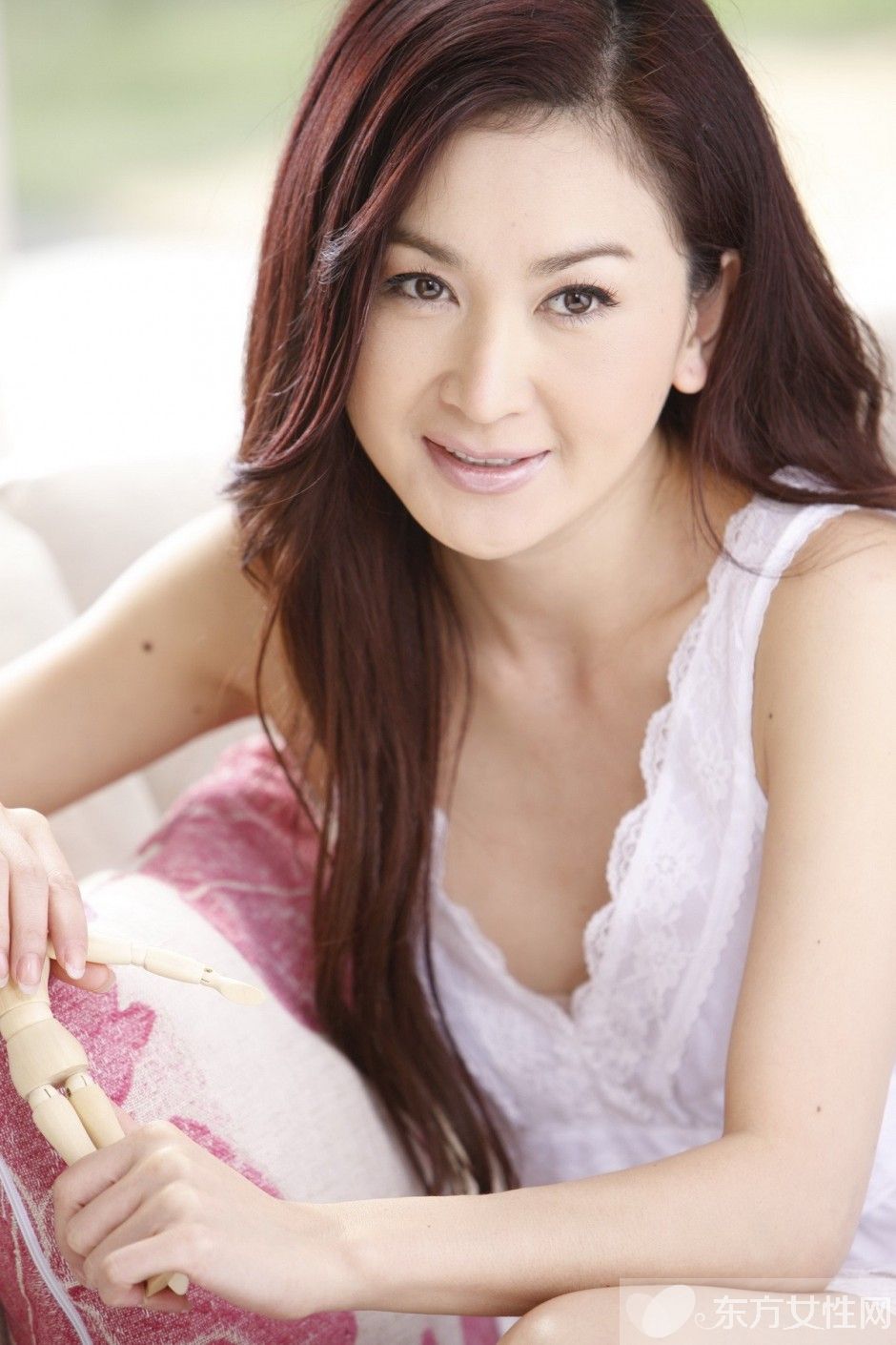 温碧霞三级电影有哪些  温碧霞大尺度激情吸奶照曝光