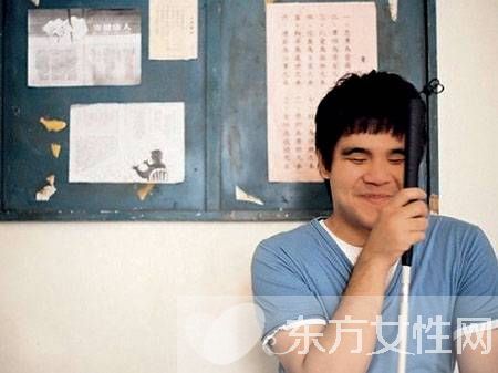 黄裕翔个人资料 盲人钢琴家黄裕翔女友曝光