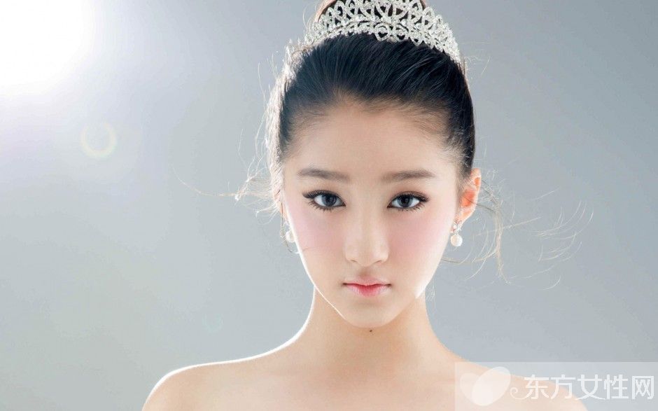 关晓彤身高揭秘 关晓彤现任男友是谁