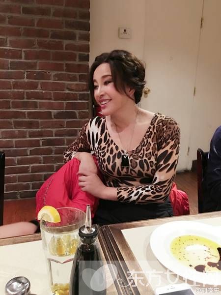 刘晓庆有孩子吗 刘晓庆个人资料简介