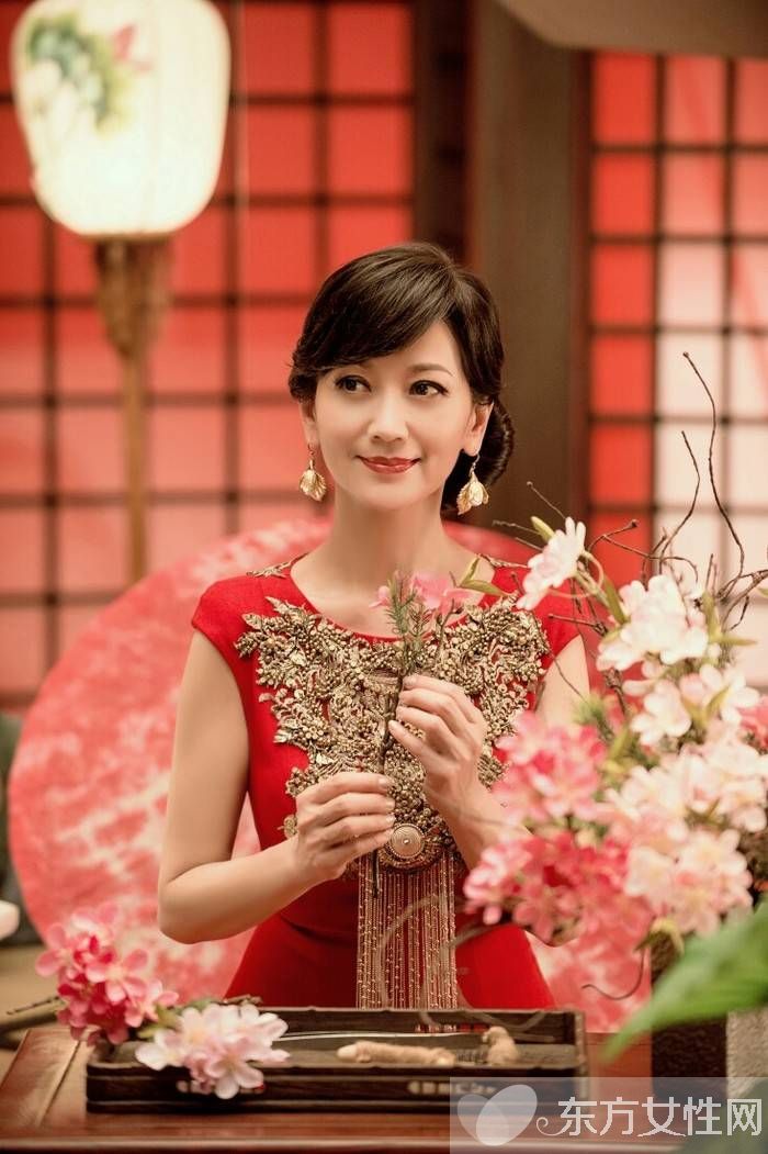 叶童赵雅芝暧昧16年  赵雅芝60岁素颜照片曝光