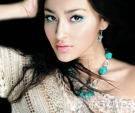 谷川润老公是谁 长谷川润简介资料生活照