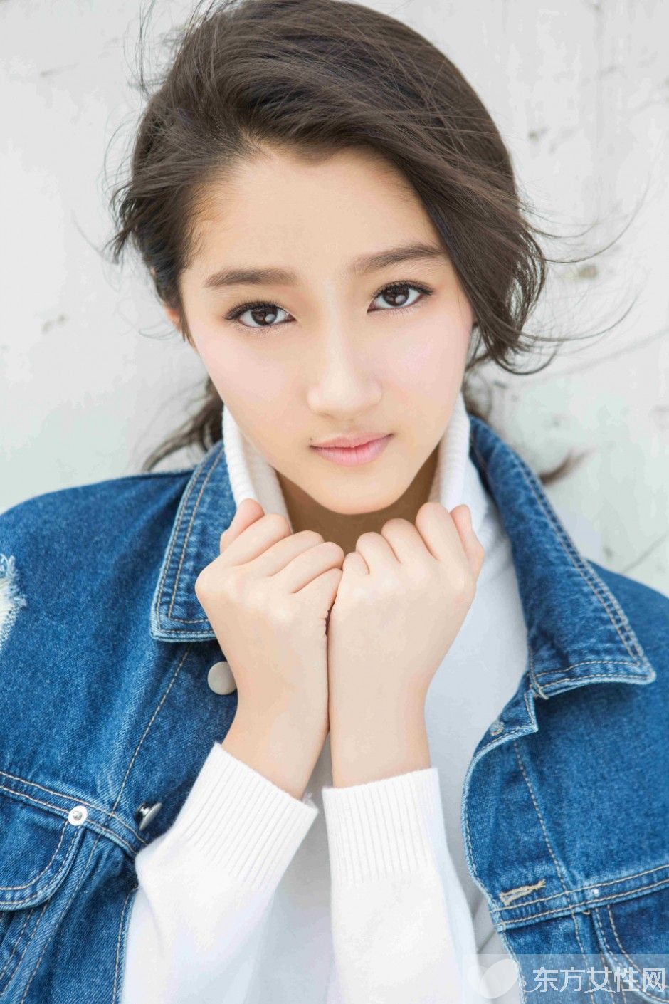 关晓彤的男朋友是谁  关晓彤家庭背景大起底