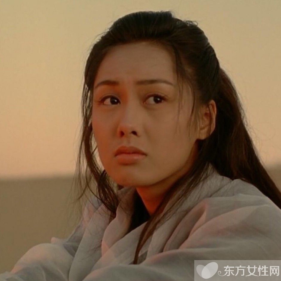 朱茵个人资料 朱茵称与周星驰恋爱是噩梦的开始