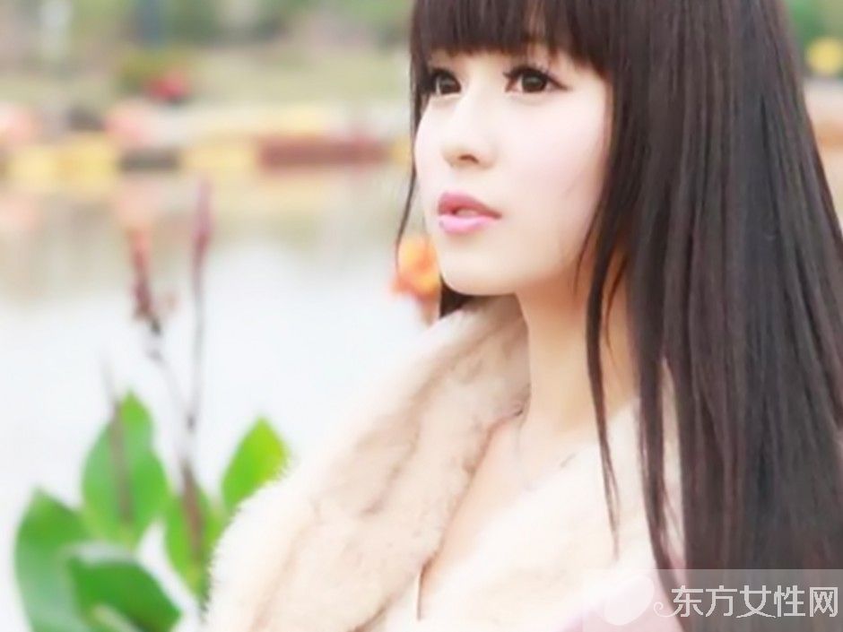 深大校花温健婷与黄晓明牵手照曝光 baby遭踢险分手