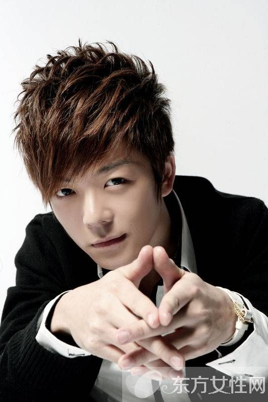 王栎鑫个人资料曝光 王栎鑫维护女儿对呛网友