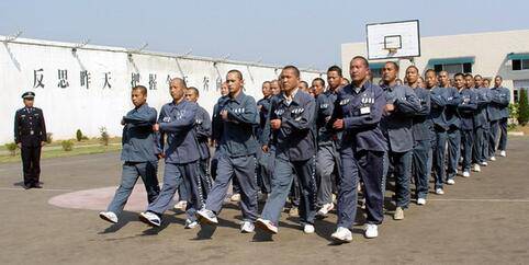 狱警待遇怎么样  神秘职业内幕曝光狱警的辛酸史