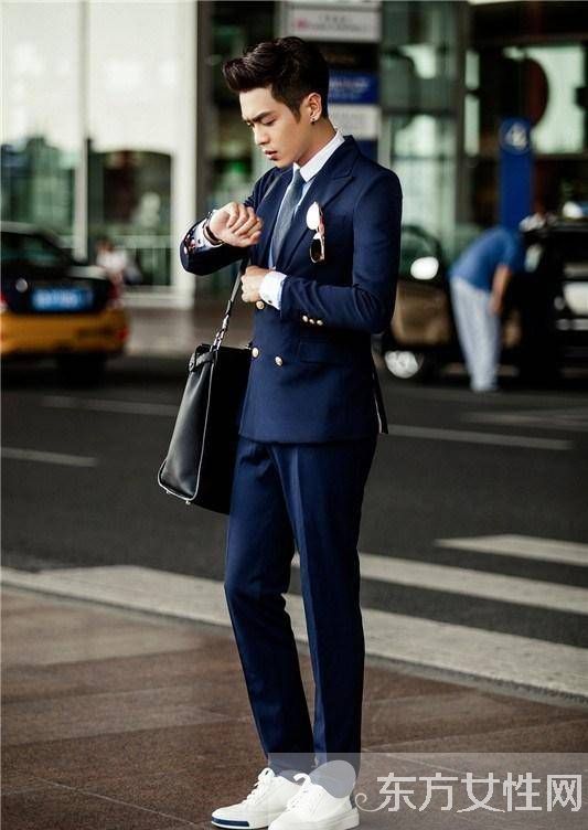 张若昀与唐艺昕地下恋情曝光 富二代张若昀背景惊人