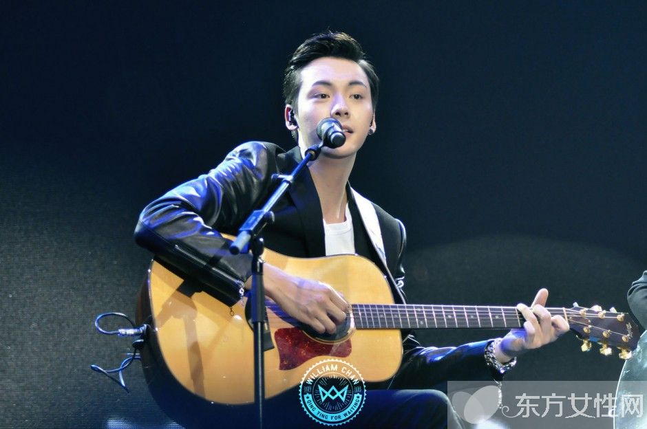 赵丽颖陈伟霆吻戏拍了3小时 戏里戏外十分默契常眉目传情