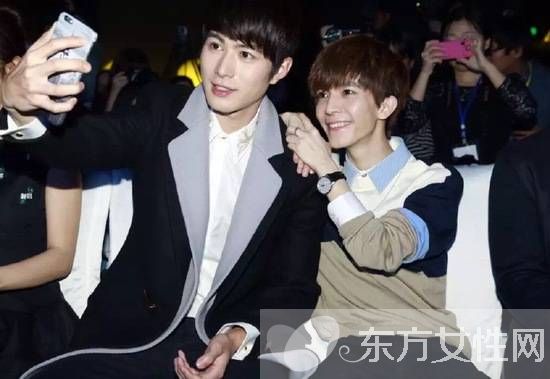 郭敬明撒娇陈学冬疑恋情坐实 陈学冬整容前后照差太多