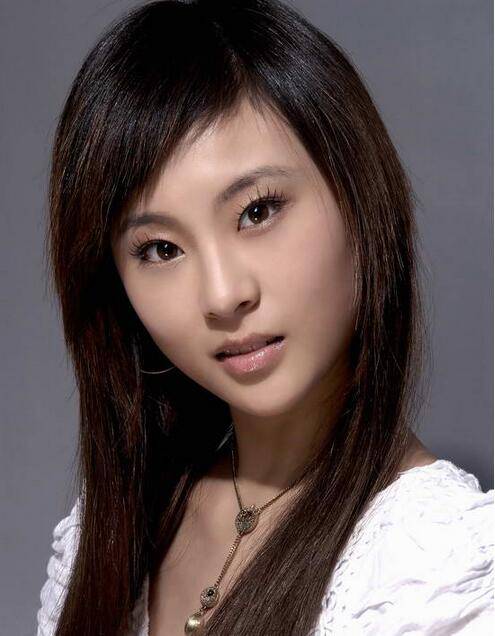 中国好舞蹈旗袍美女周丽君 微博私照曝劈叉走光图