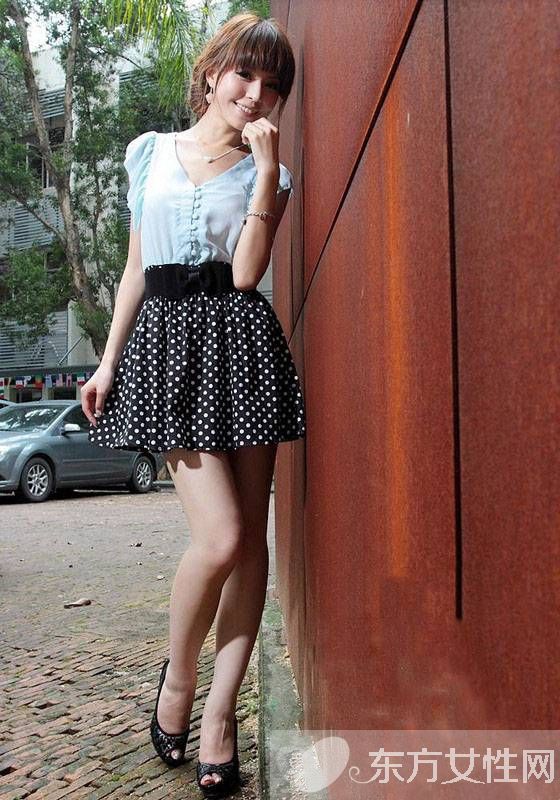 深大校花温健婷与黄晓明牵手照曝光 baby遭踢险分手