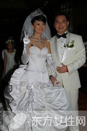 揭主持人李湘李厚霖离婚原因 李湘称感谢前夫李厚霖