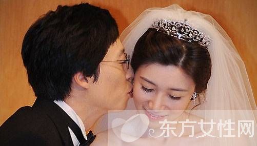 刘在石老婆罗静恩资料简介 罗静恩万幸儿子嘴巴没像爹