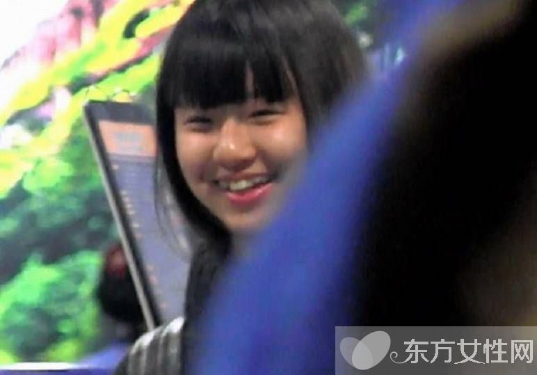 小彩旗比基尼照曝光 小彩旗与28岁老公上演老少恋