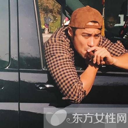 网曝张孝全陪女友Vicky产检 感情发展迅速带女友给老妈 验货