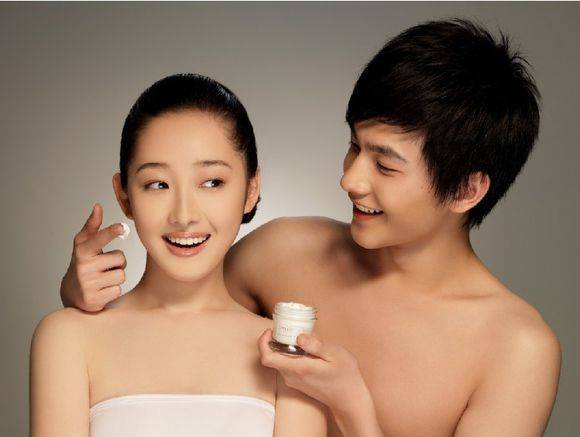 蒋梦婕杨洋恋爱了 蒋梦婕杨洋亲密照曝光