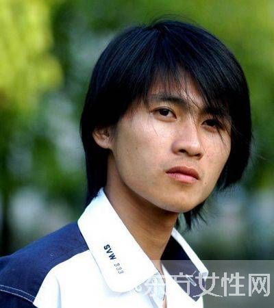 网曝韩寒出轨赵卓娜 偷情证据大曝光