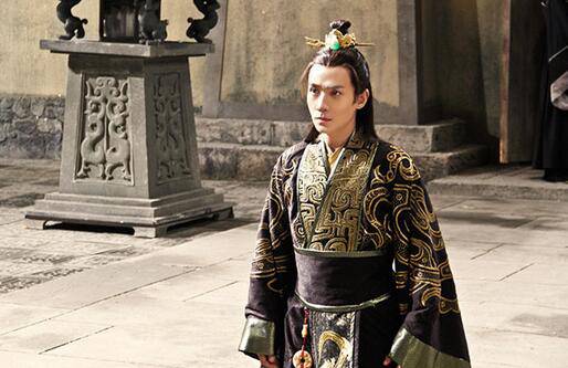 赢驷和嬴政的关系 秦惠文王为什么杀商鞅