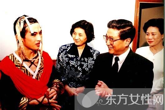 舞蹈家黄豆豆身高多少 黄豆豆老婆粟奕个人资料