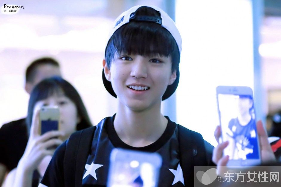 蒋依依和王俊凯什么关系 蒋依依曾多次承认对王俊凯有好感