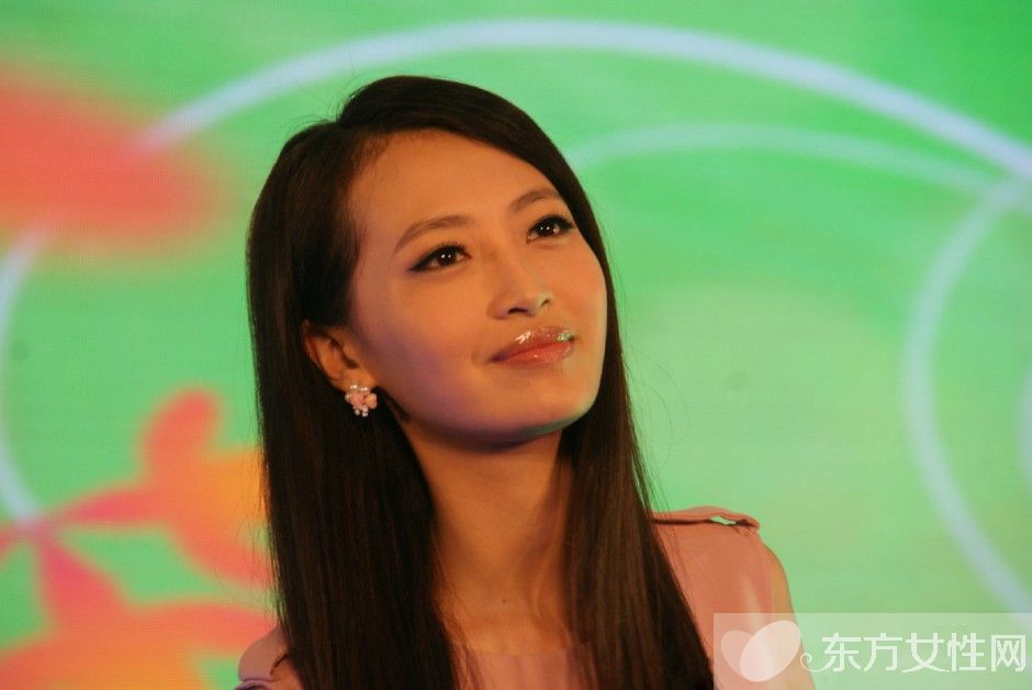 快乐女声杨洋不雅照全图 家庭背景生活私照遭扒