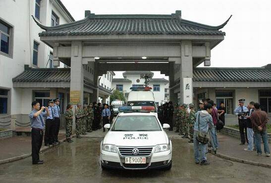 狱警待遇怎么样  神秘职业内幕曝光狱警的辛酸史