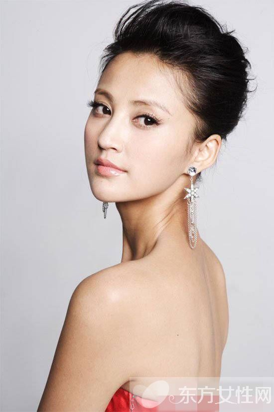 张歆艺整容前后对比惊人 揭张歆艺与前夫杨树鹏离婚内幕