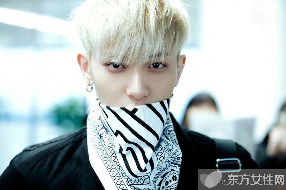 王思聪调侃黄子韬约炮骗女孩 揭黄子韬耍大牌遭封杀