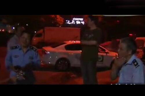 萧山车震门事件完整照片 各地车震门事件惊人内幕