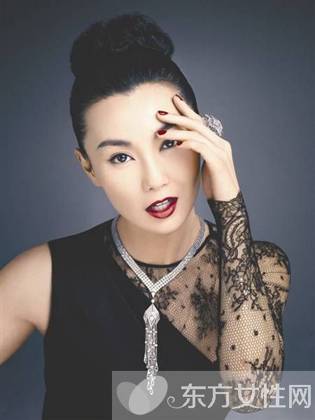 张曼玉资料简介 张曼玉梁朝伟没做恋人因时机问题