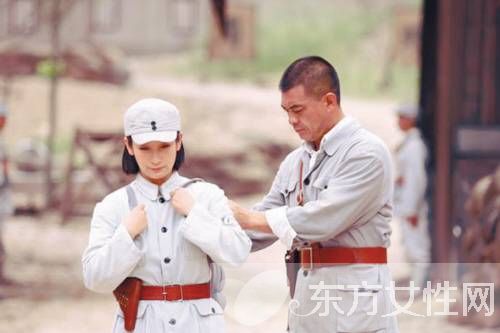 王新军老婆秦海璐个人资料 揭与前妻唐静离婚真相