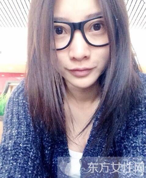 柳岩晒素颜照网友直呼吓死人 各路明星素颜照大曝光