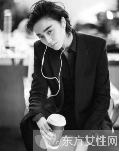 范冰冰短发图片曝光 与李晨情侣照超拽霸气十足