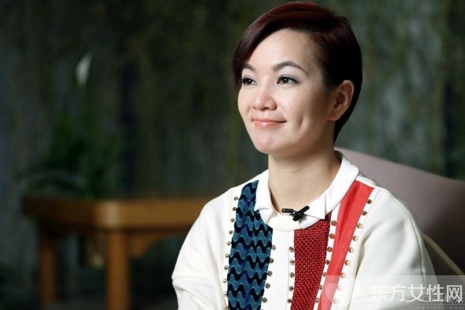 阿雅大方承认整容 小S曝阿雅整形成瘾一度整坏