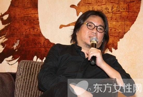 高晓松自拍美颜遭还原 揭高晓松不为人知的显赫背景