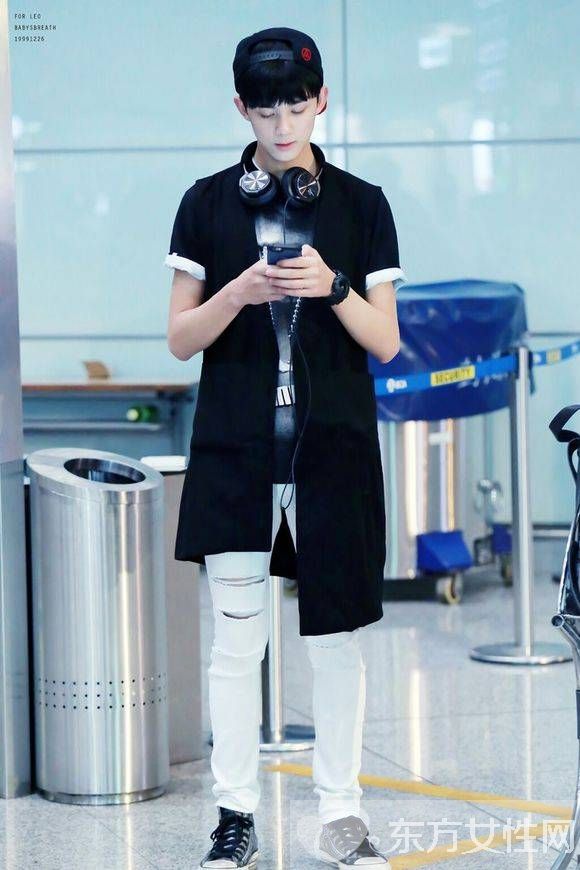 吴磊微博地址曝光  老戏骨 吴磊的女朋友是谁