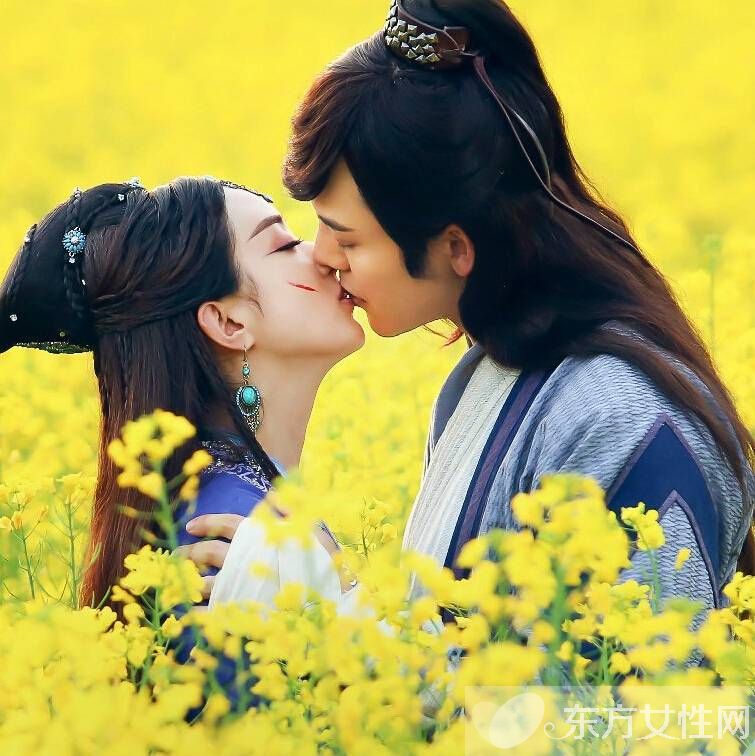 赵丽颖陈伟霆吻戏拍了3小时 戏里戏外十分默契常眉目传情