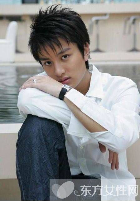 演员贾乃亮个人资料 背景优渥系名副其实富二代