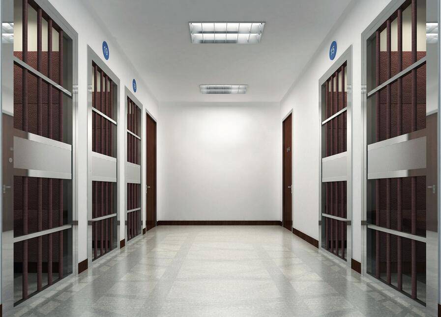 狱警待遇怎么样  神秘职业内幕曝光狱警的辛酸史