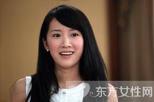 阔太李念微博晒海量炫富照 李念晒自拍被网民吐槽