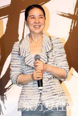 揭林凤娇近况 成龙 为了孩子才娶林凤娇