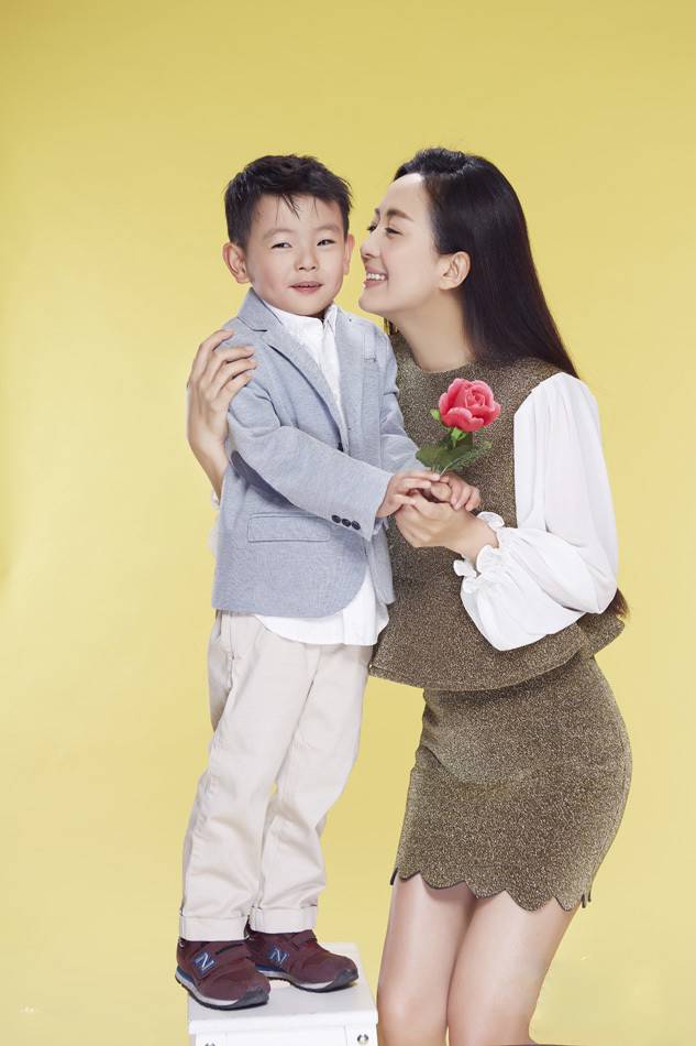 杨童舒神秘老公个人资料曝光 揭杨童舒近况