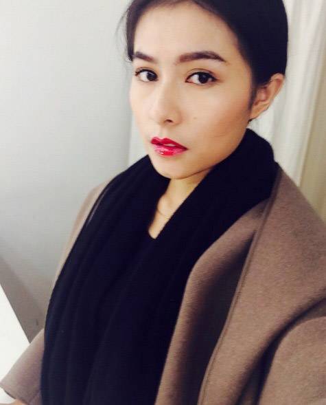 中国好声音王凯琪被疑整容 微博大量美照曝光