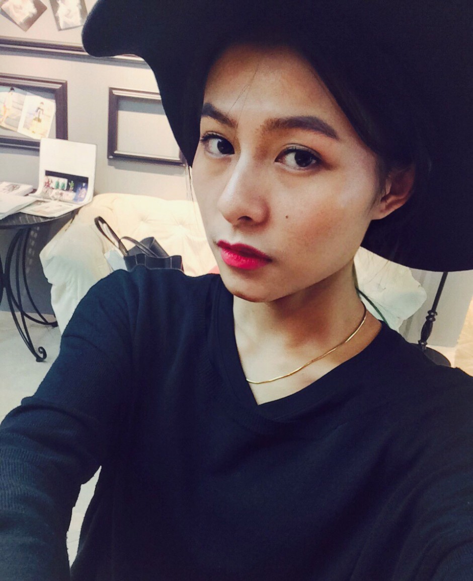 中国好声音王凯琪被疑整容 微博大量美照曝光