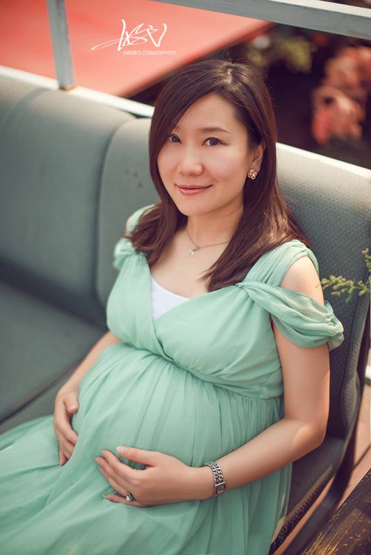 北大教授余万里性虐女大学生 被举报遭 双开