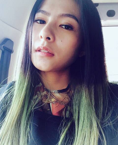 中国好声音王凯琪被疑整容 微博大量美照曝光