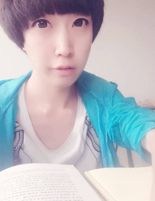 西大女神 渊姐 男扮女装上瘾 自称喜欢型男